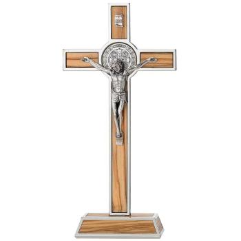 Kovový kríž na podstavci 20.5cm - Sv. Benedikt - olivové drevo